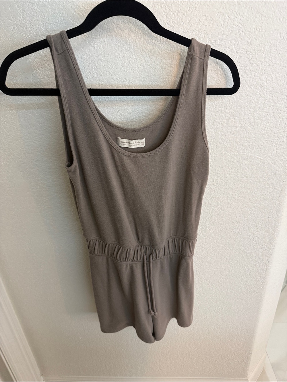 Abercrombie | Sleeveless Scoop Neck Romper in Taupe